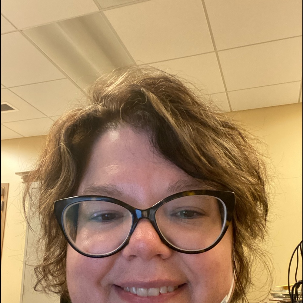 Meet your Posher, Casie
